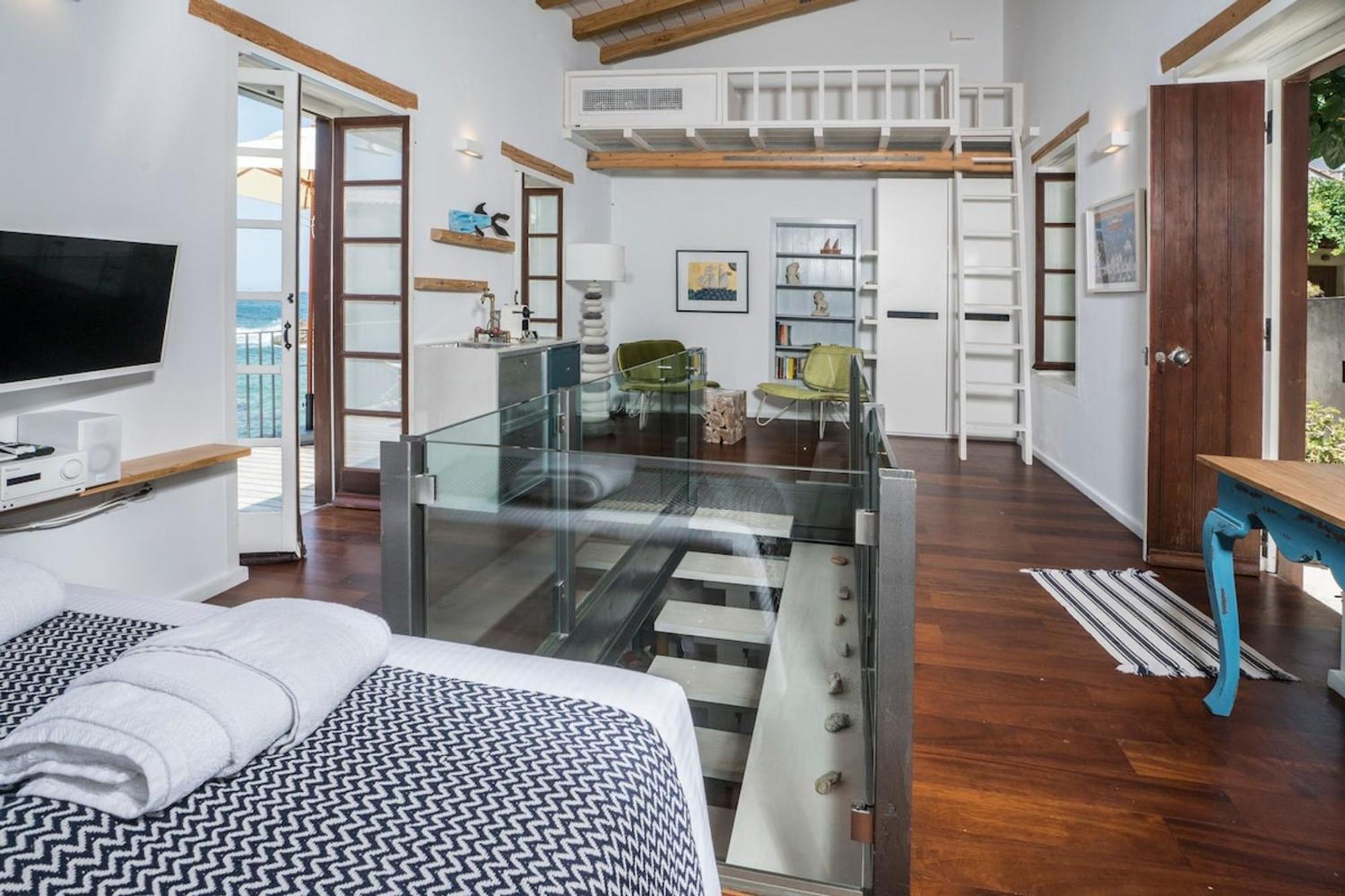 Villa Kito- Transformed House On The Water'S Edge La Canea Exterior foto