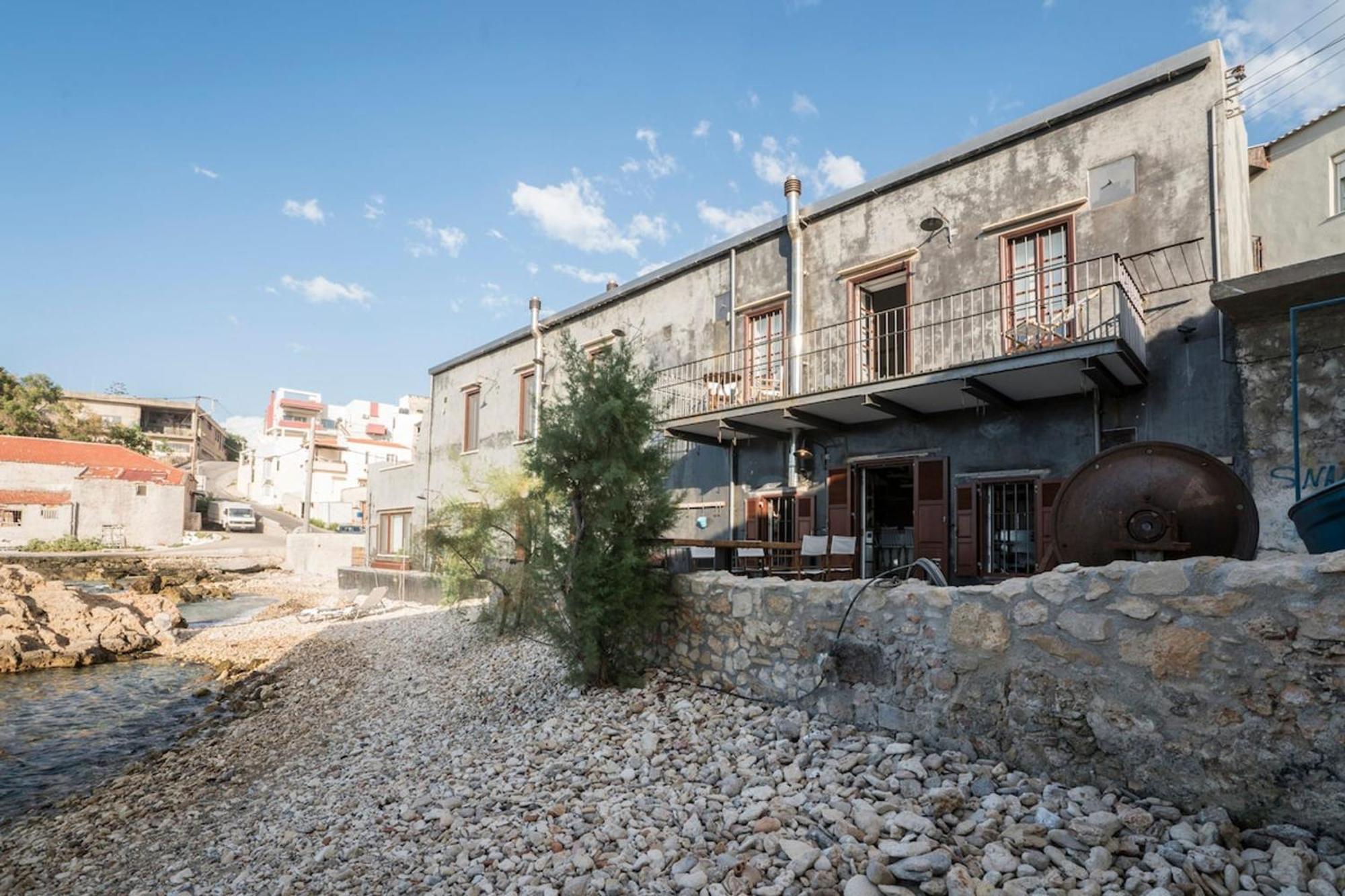 Villa Kito- Transformed House On The Water'S Edge La Canea Exterior foto